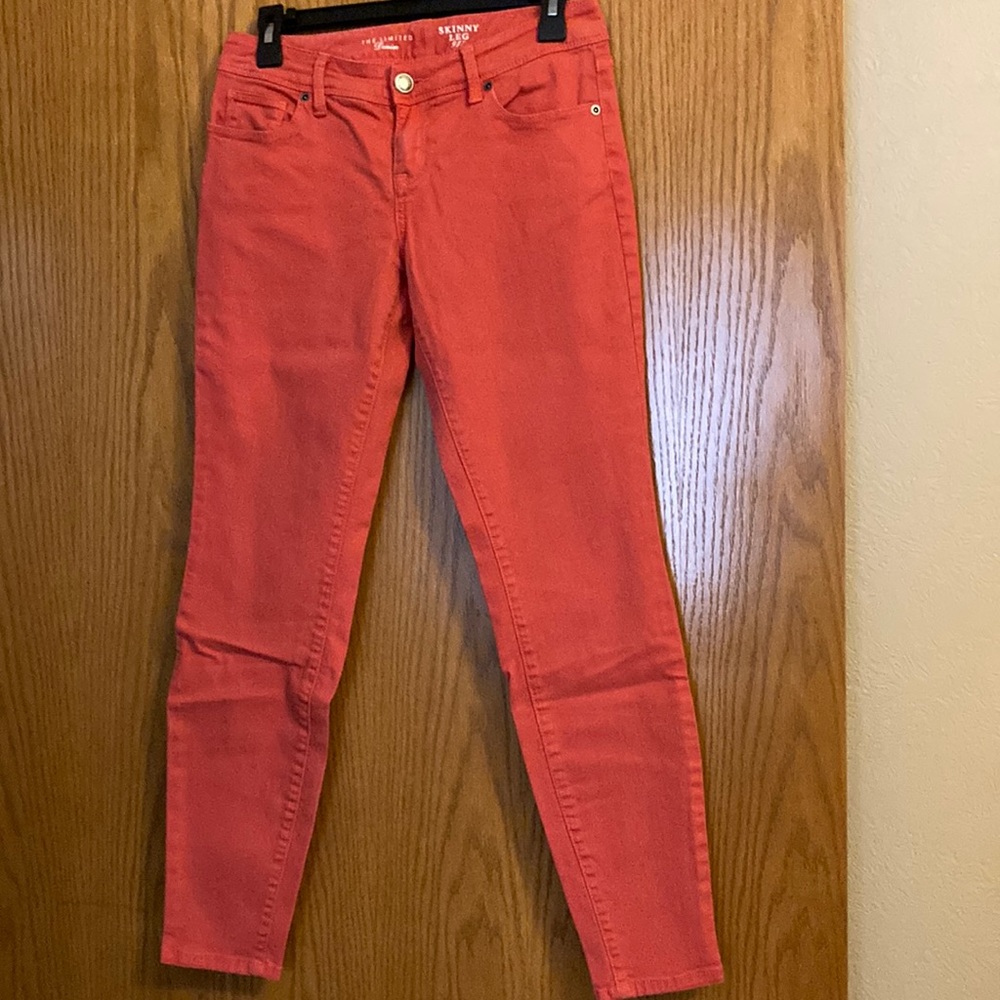 Limited jeans